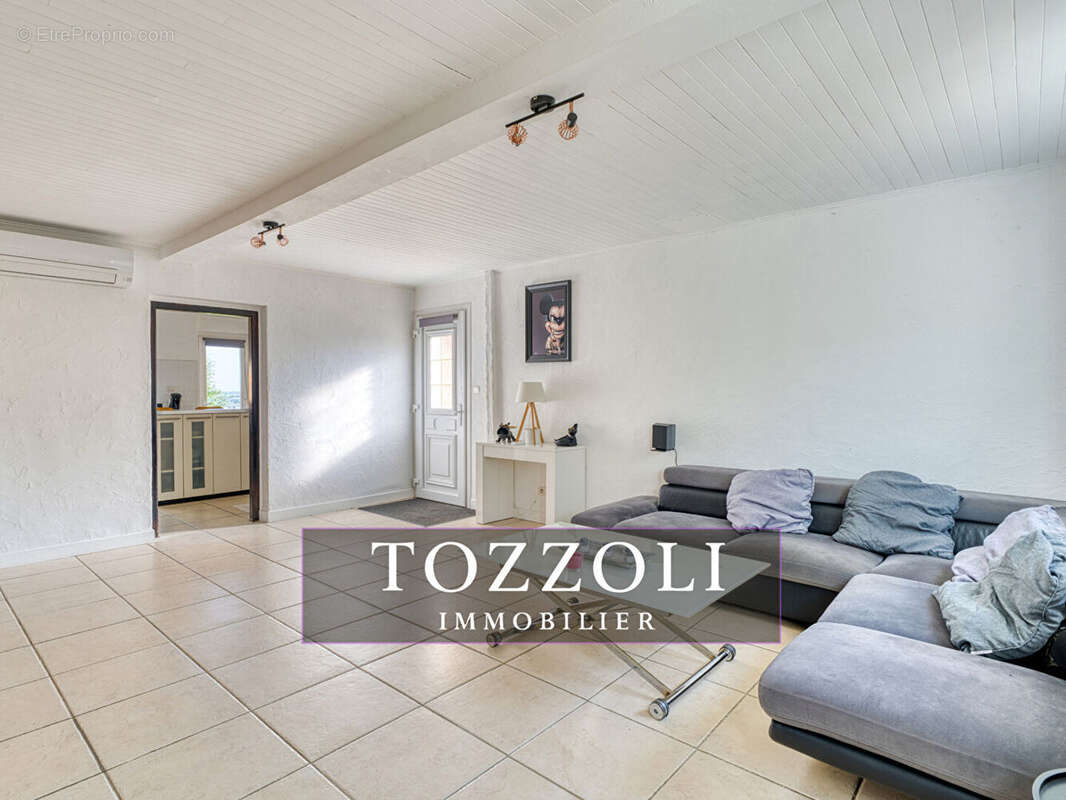 Maison à SAINT-QUENTIN-FALLAVIER