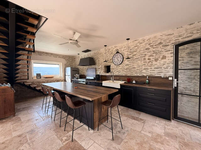 Ancienne ferme de 188 m2, magnifique rénovation - photo 14