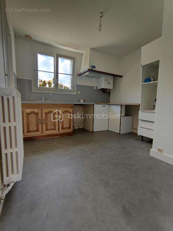 Maison à SAINT-CYR-SUR-LOIRE