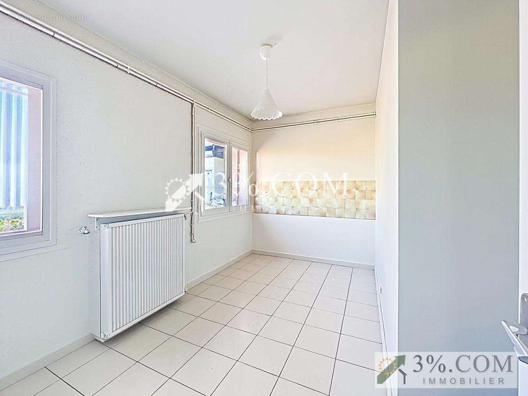 Appartement à ROMANS-SUR-ISERE