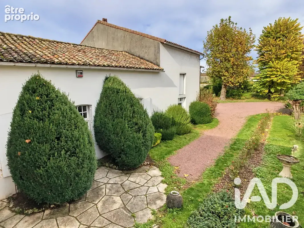 Photo 1 - Maison à VILLEFAGNAN