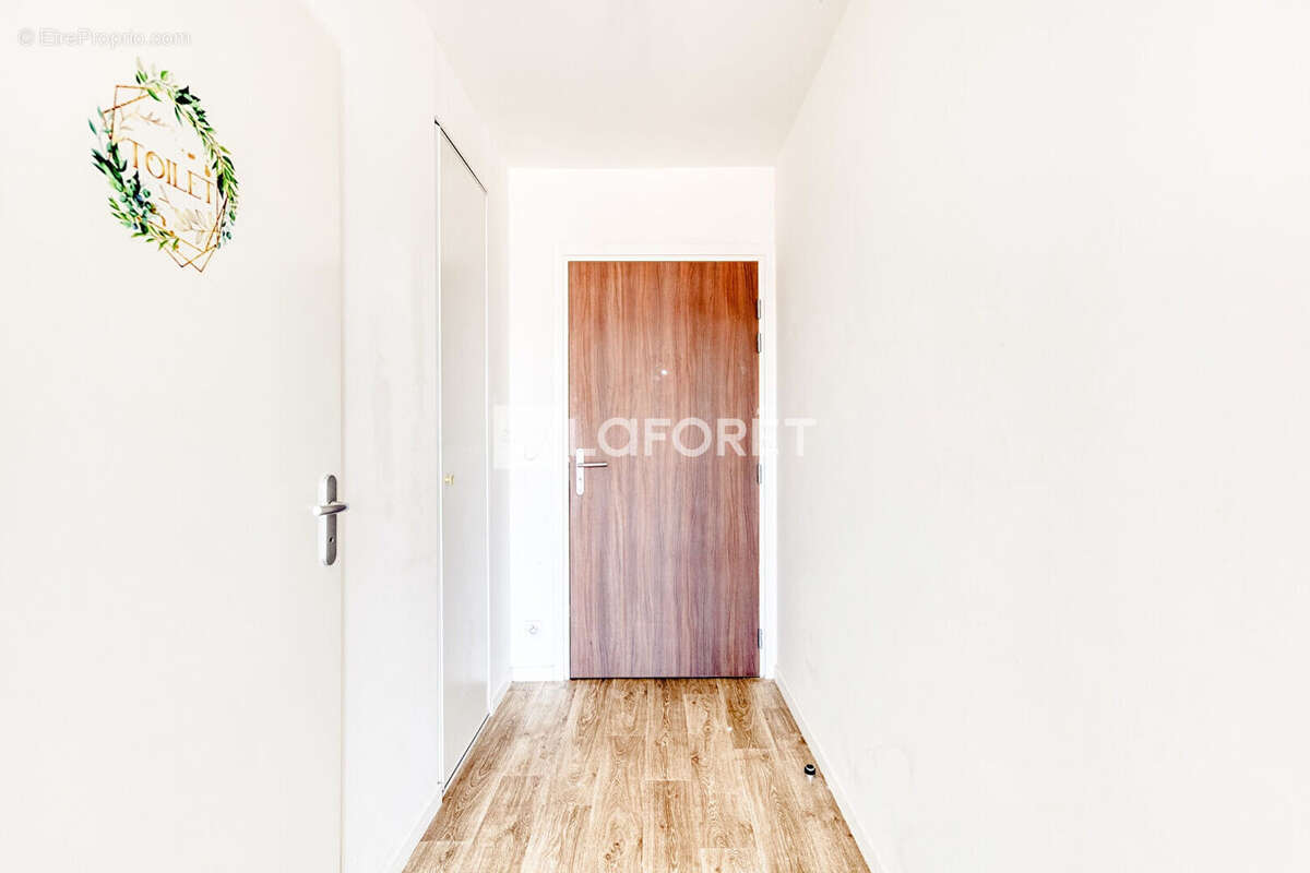 Appartement à PONTAULT-COMBAULT