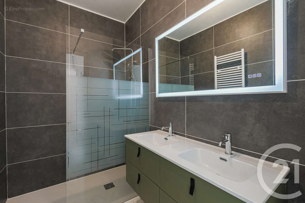 Appartement à GRENOBLE