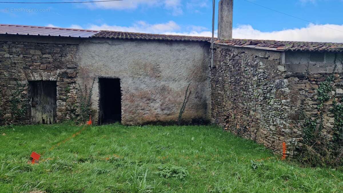 Maison à LE LOROUX-BOTTEREAU