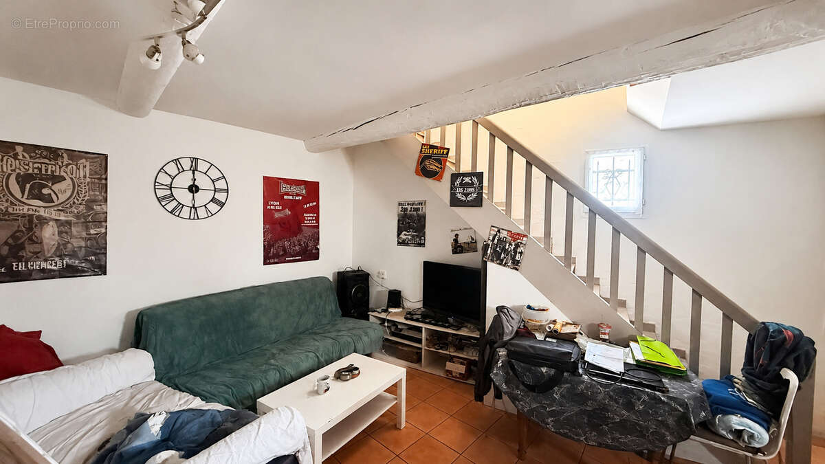 Proche carcassonne - ideal investisseur - maison de village - vendue louée meublée - photo 3
