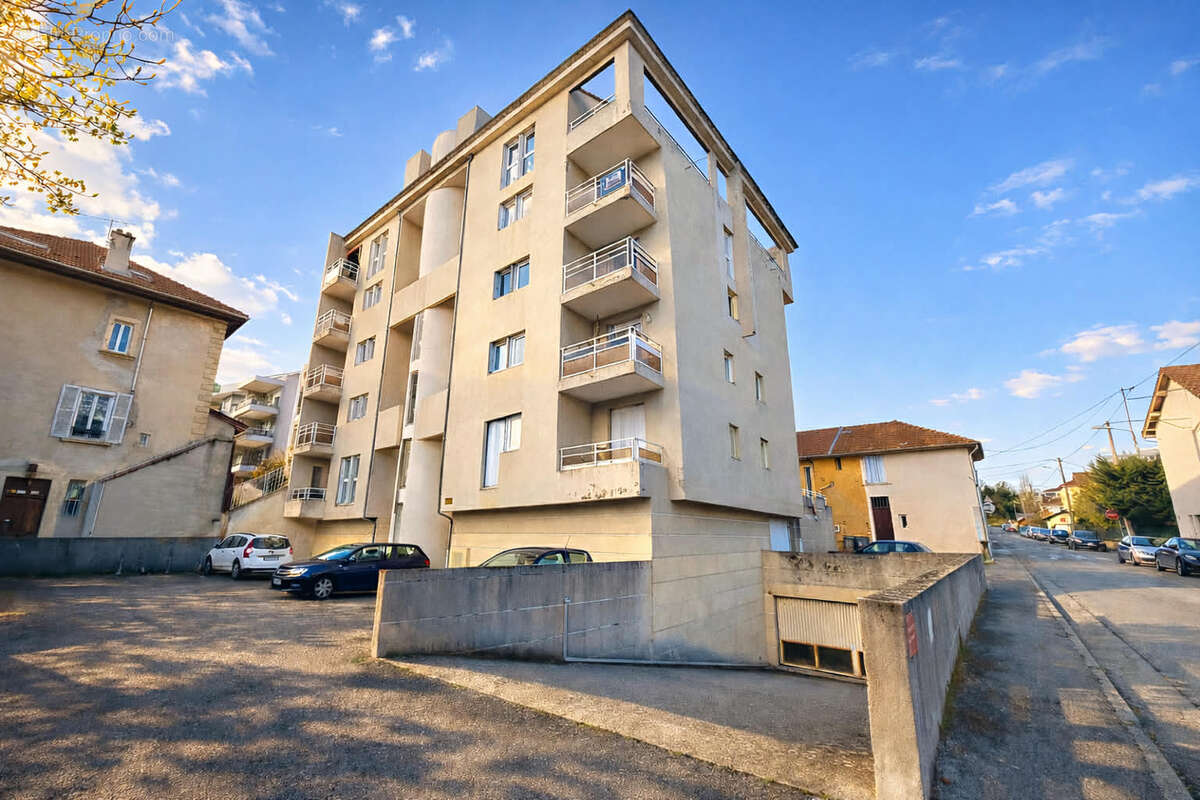 Appartement à VOIRON