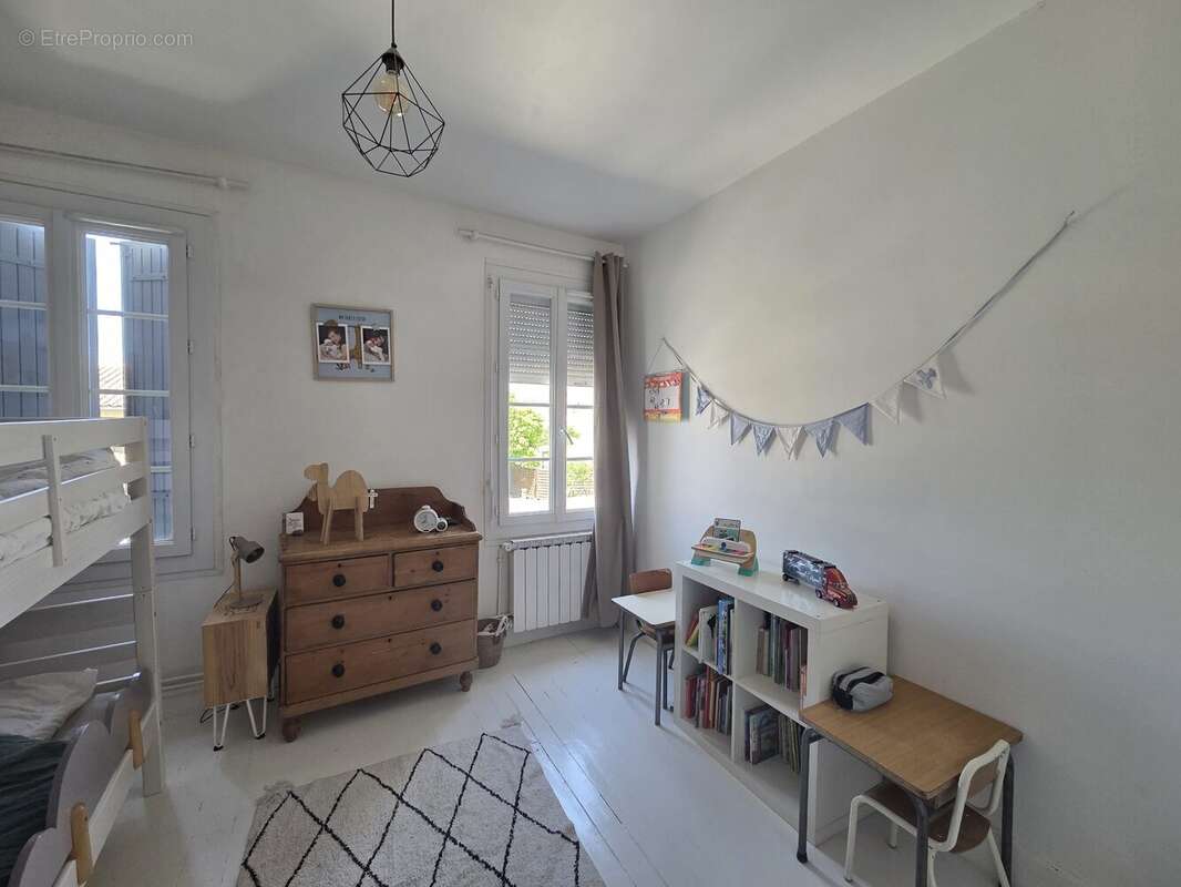 Maison à VAYRES