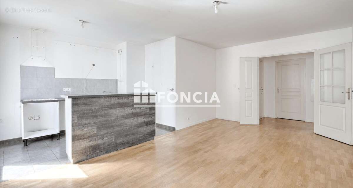 Appartement à MAISONS-ALFORT