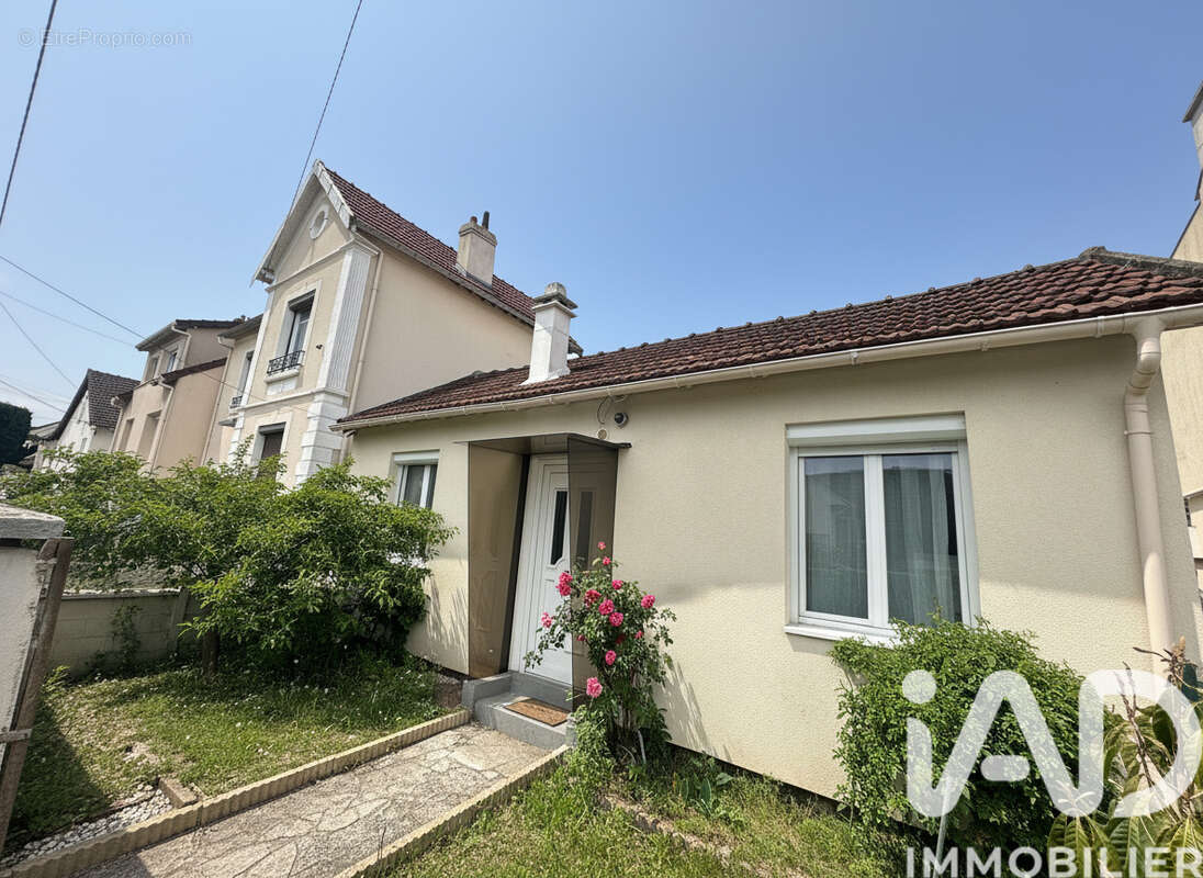 Photo 2 - Maison à GOUSSAINVILLE