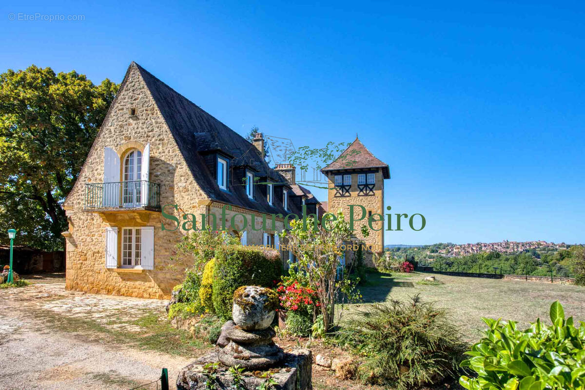 Maison à SARLAT-LA-CANEDA