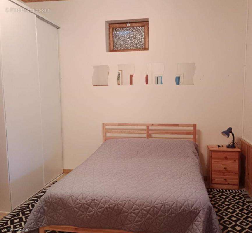 Maison à NANTEUIL-EN-VALLEE