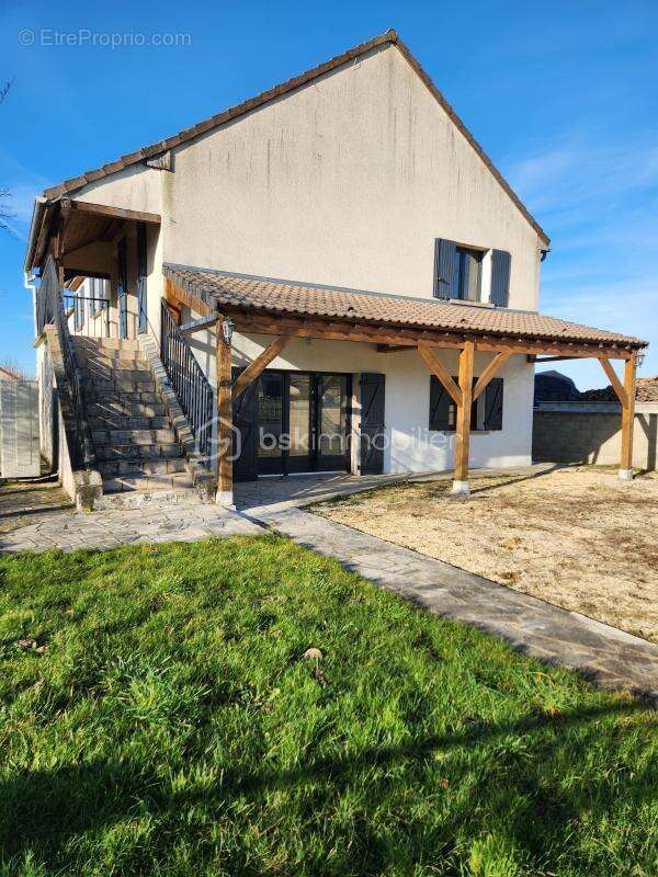Maison 238 m² à Percey  - photo 2