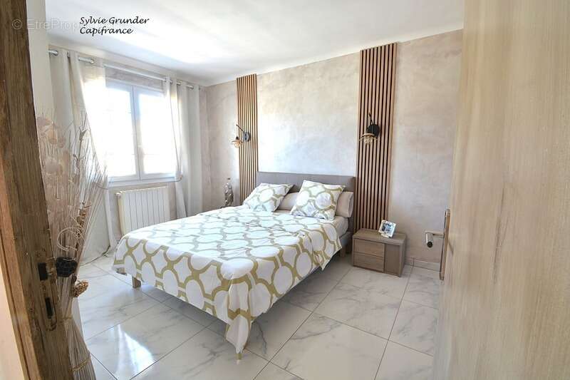 Villa à vendre 4 pièces SALIN DE GIRAUD (13)sans mitoyenneté - photo 9