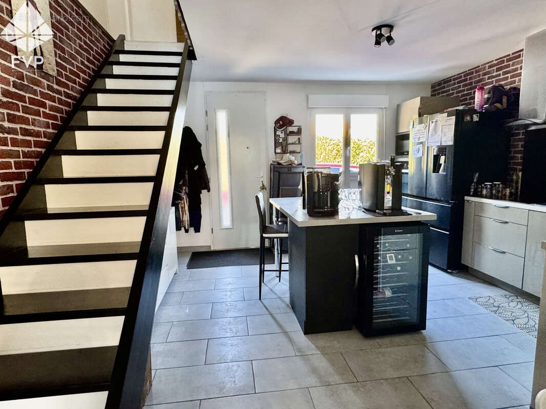 À VENDRE   A FONTAINE LE DUN - Pavillon avec vue dégagée sur la campagne - photo 3