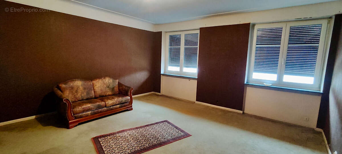 Maison à WOELFLING-LES-SARREGUEMINES