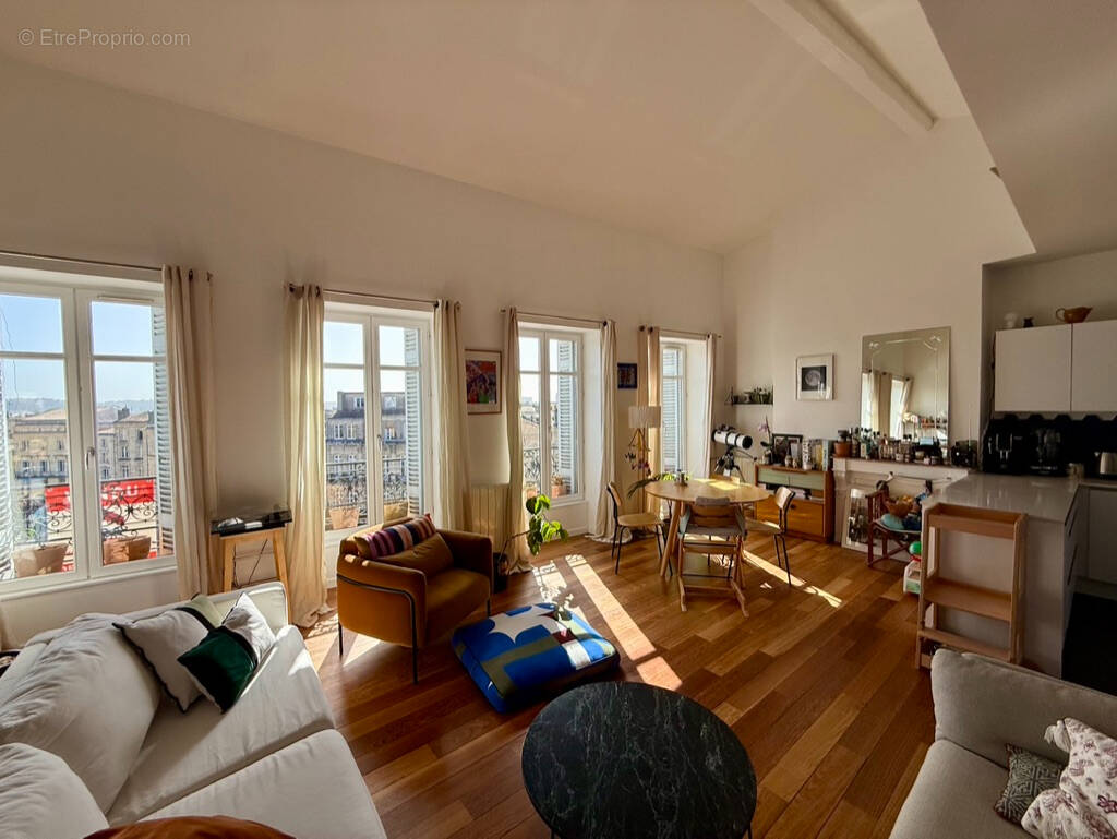 Appartement à BORDEAUX