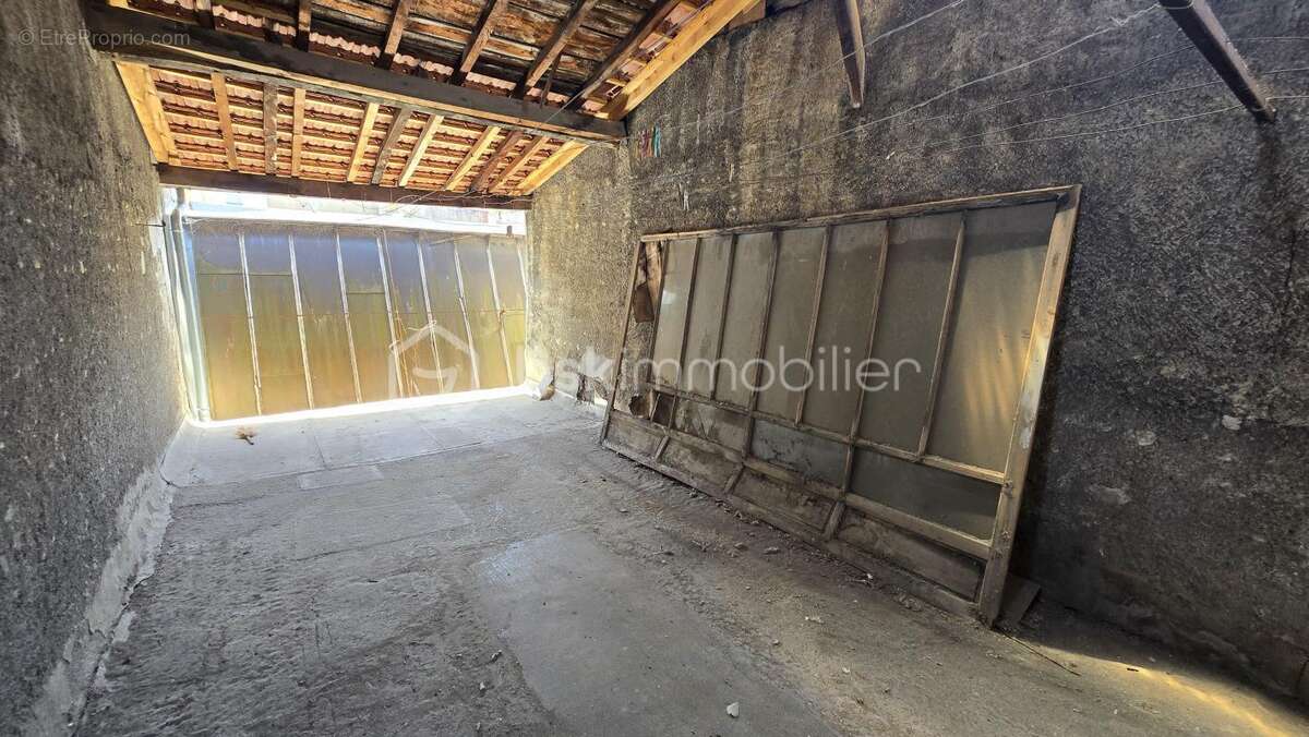 Immeuble de rapport – Hypercentre de Tarbes - photo 9