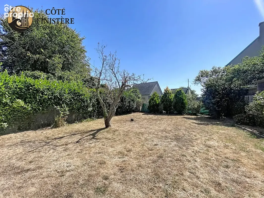Ensemble immobilier de deux maisons jumelées avec jardins au sud - photo 14