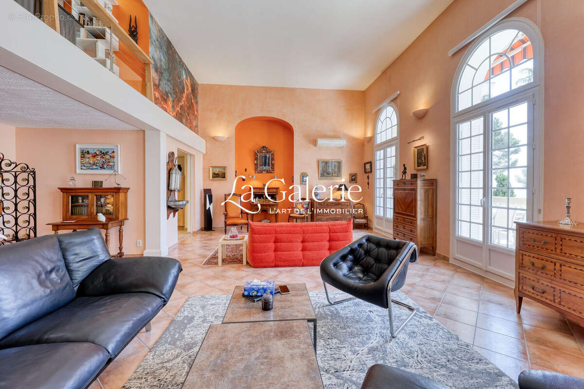 Appartement à HYERES