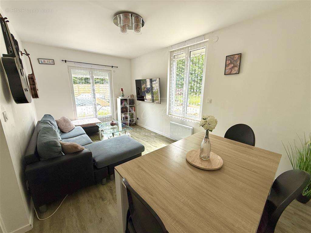 Maison à MILLY-LA-FORET