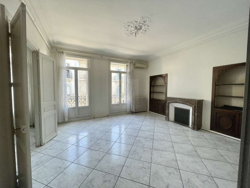 Appartement à BEZIERS