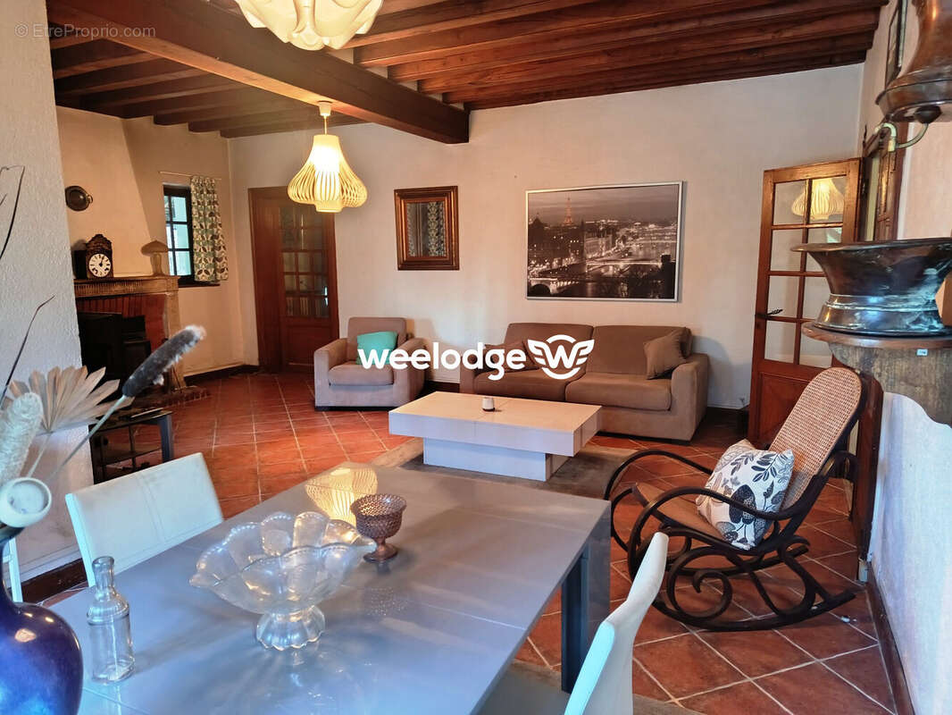 Maison à MONTGIVRAY