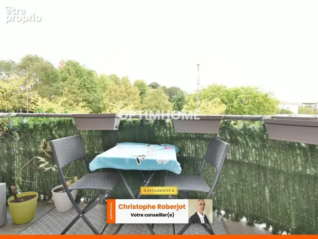 Joli appartement avec balcon et parking dans petite copropriété au pied de tous les commerces et transports de Châtenoy le royal - photo 3