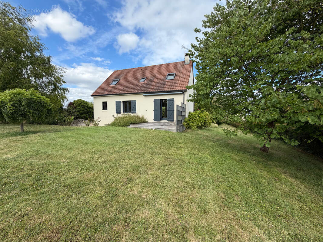 Maison 5 chambres - garage - terrasses - terrain - photo 27