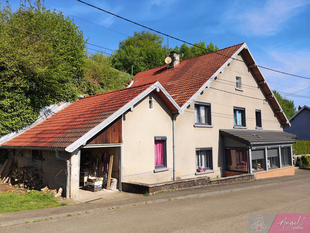 Maison à FONTAINE-LES-CLERVAL