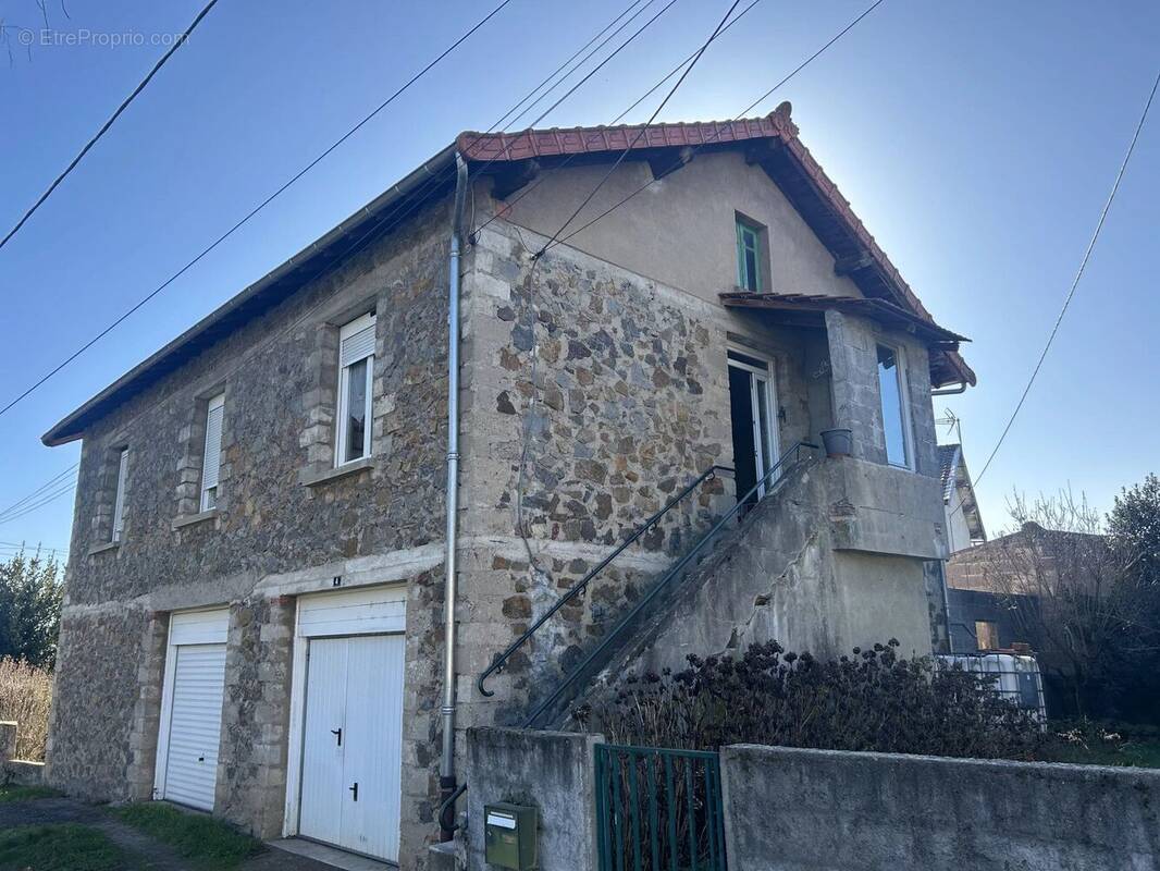 Maison à BRASSAC-LES-MINES