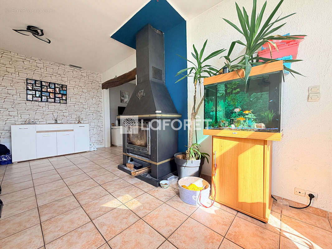 Maison à CHUFFILLY-ROCHE