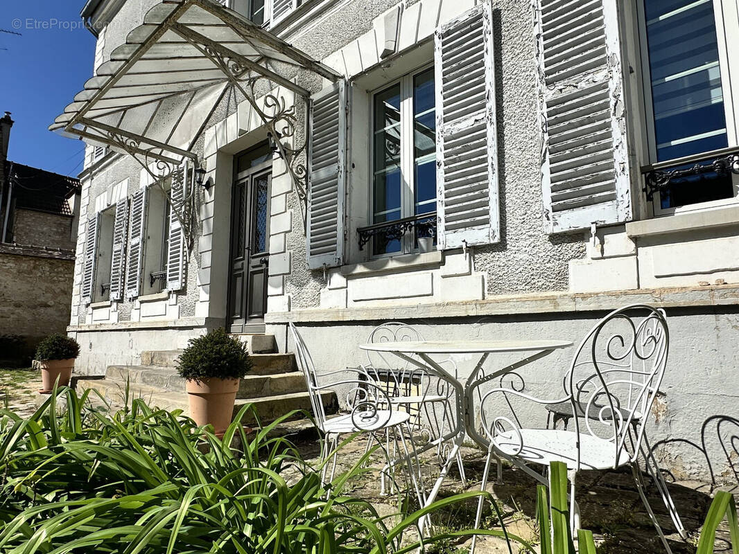 Maison à THOMERY