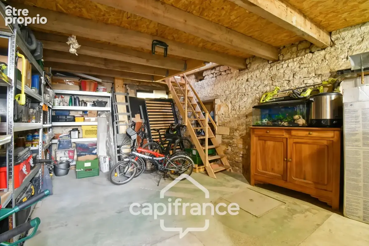 Maison rénovée à vendre 4 pièces SAINT JEAN D'ANGELY (17) avec atelier, cour et jardin potager de 421m² - photo 14