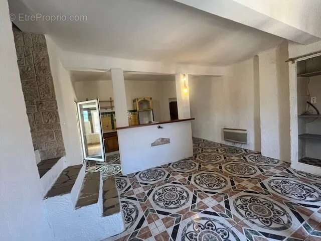Appartement 179 m² à Saint-Paul-Les-Durance  - photo 9
