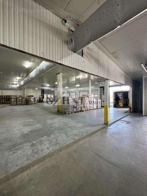 Entrepot bureaux 1600m² moussy le neuf - photo 4