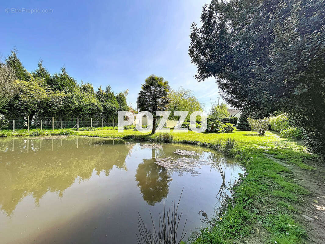 Maison à SAINT-SAUVEUR-LA-POMMERAYE