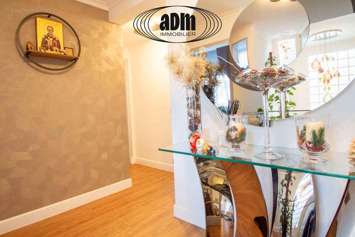 Maison à CHAMPS-SUR-MARNE