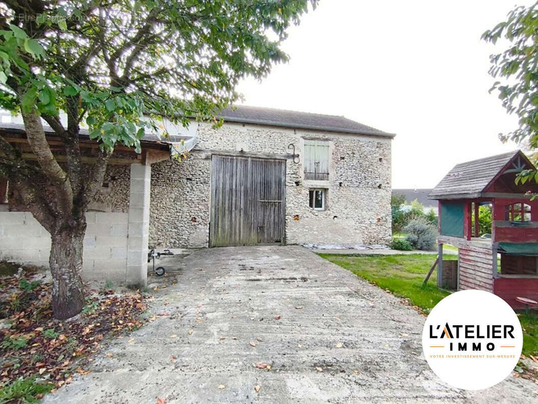 Maison à MONTMIRAIL