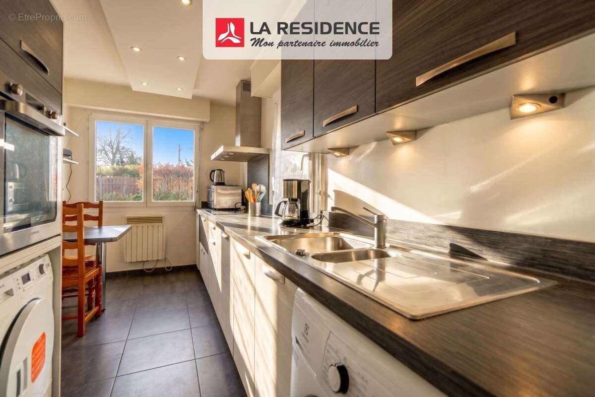 Appartement 93 m² à Beauchamp  - photo 4