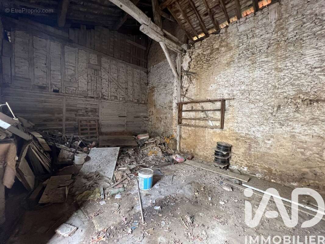 Photo 5 - Maison à SOMMEVOIRE