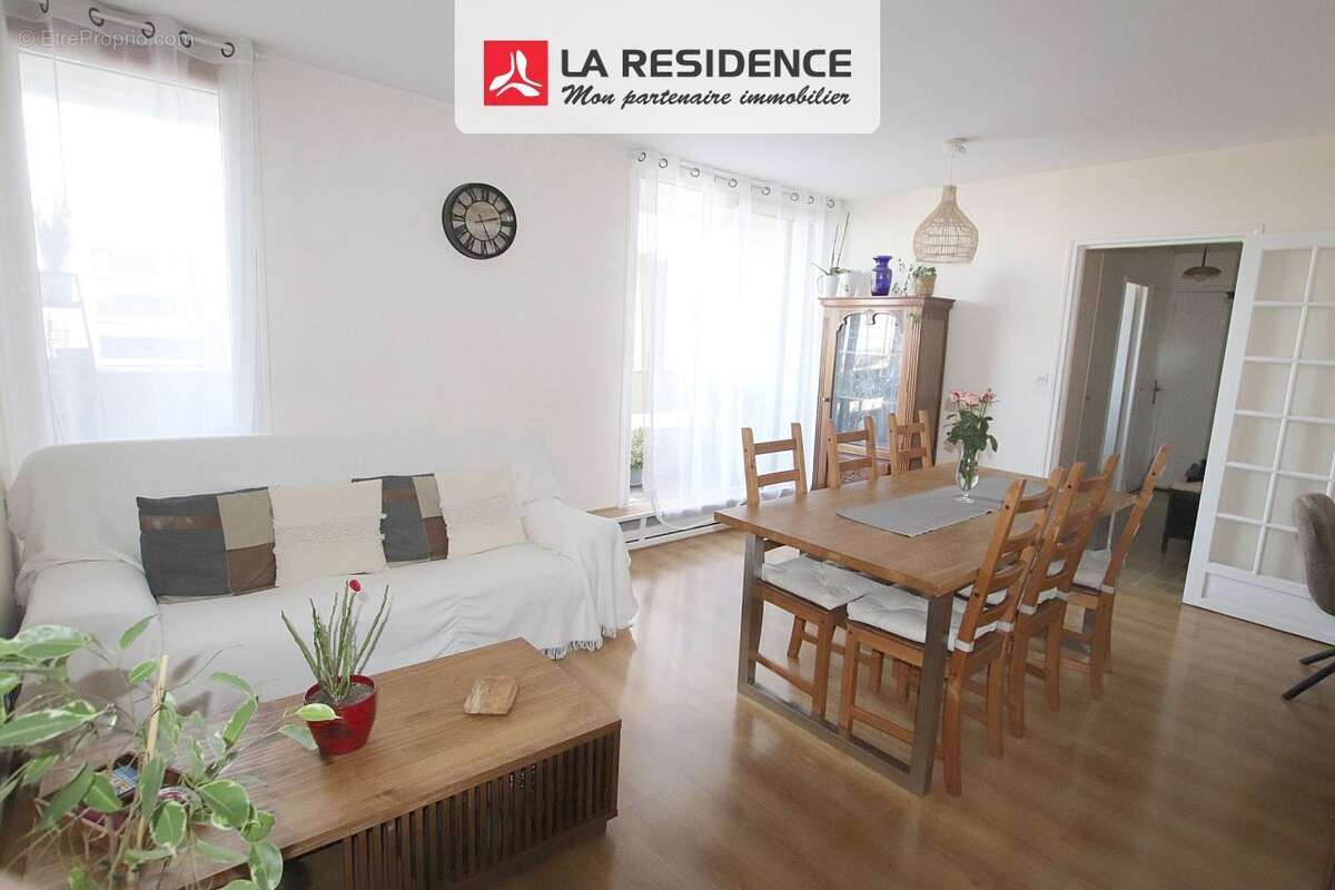 Appartement à ELANCOURT