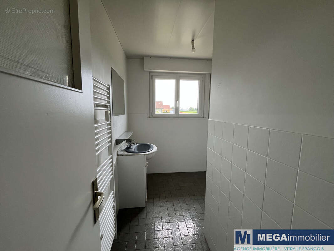 Maison sur sous-sol à proximité de Vitry le François - photo 9