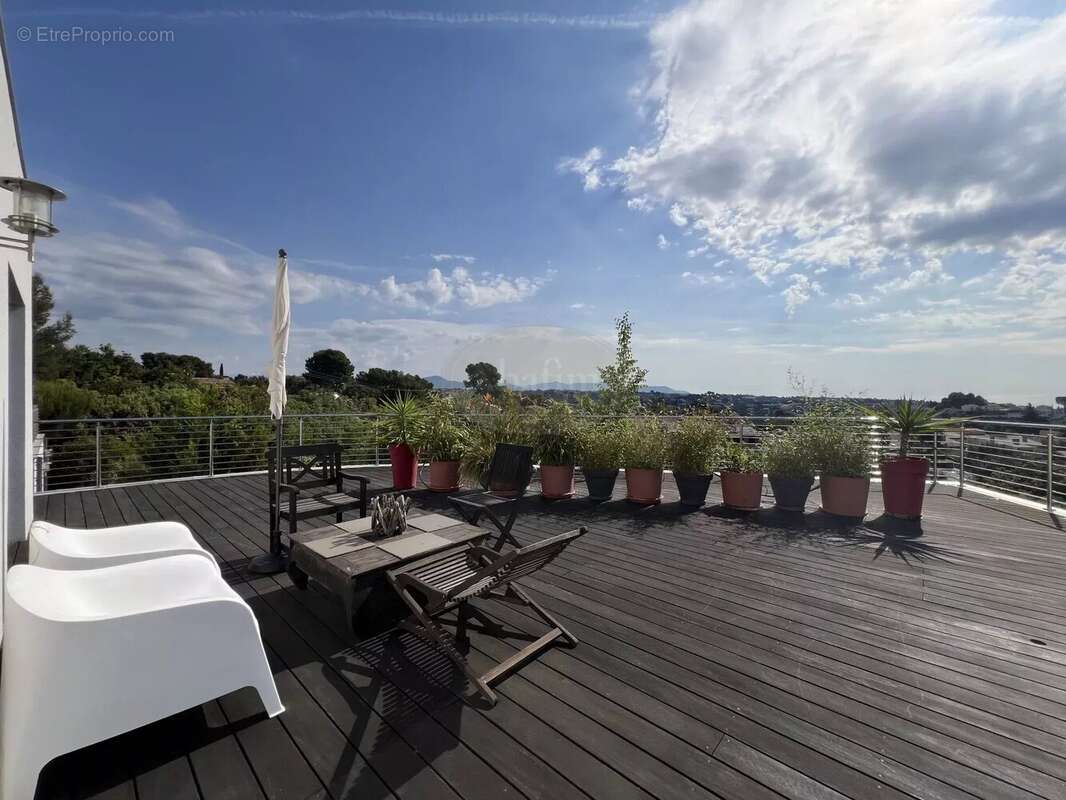 Maison à CAGNES-SUR-MER