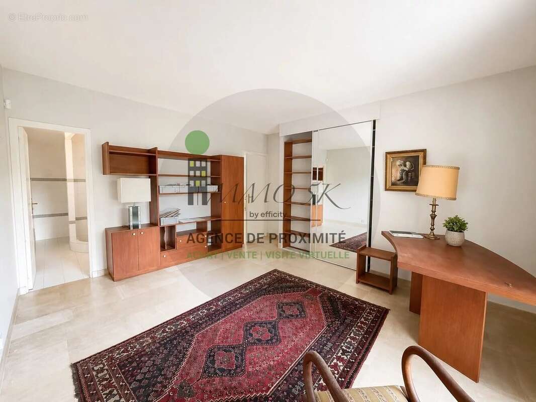 06600 antibes – 4 chambres dont 3 suites – piscine – cuisine d’été – calme absolu – sans vis-à-vis – à 5 minutes des plages d'an - photo 9