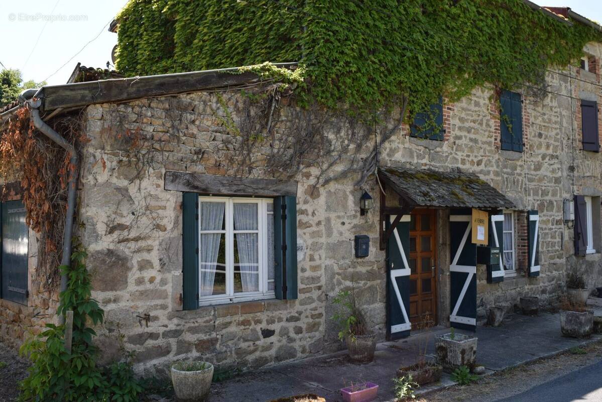 Maison à VISCOMTAT