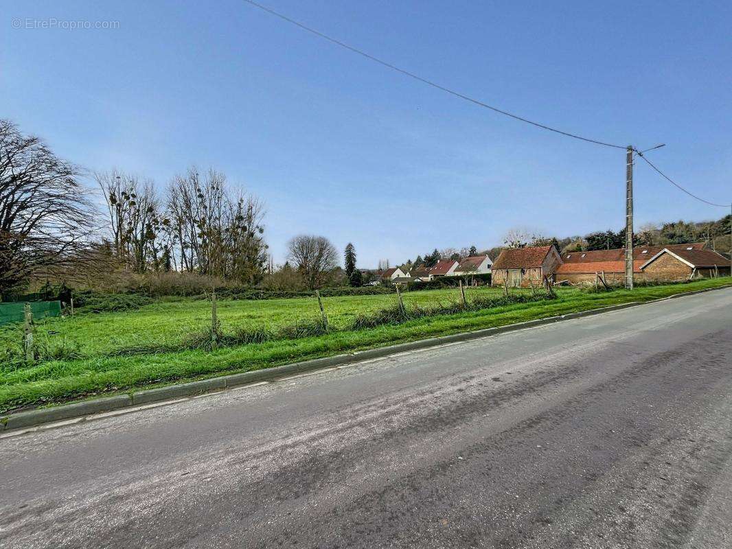 Terrain à BOULOGNE-LA-GRASSE