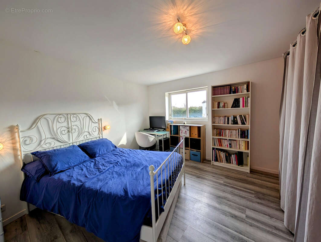 Maison à SAINT-LAURENT-DE-LIN