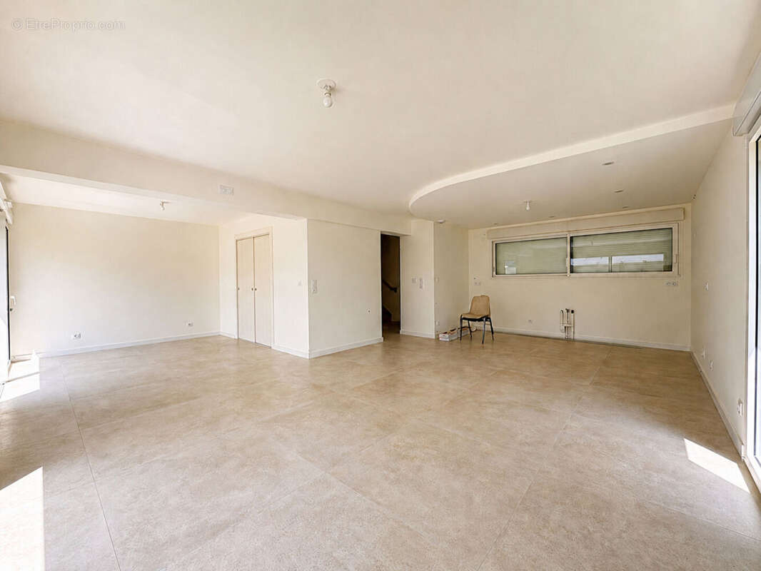Maison Pornichet 6 pièce(s) 109.43 m2 - photo 2