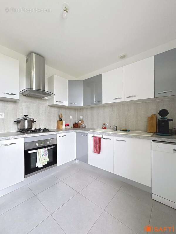 Maison 121 m² à Sainte-Radegonde  - photo 4