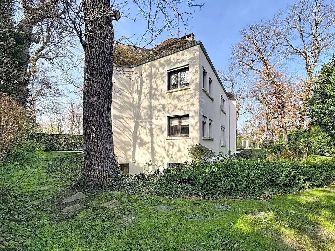 Maison à LE VESINET